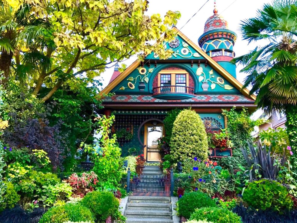 Fairytale house in Queen Anne - Secret spots in Seattle