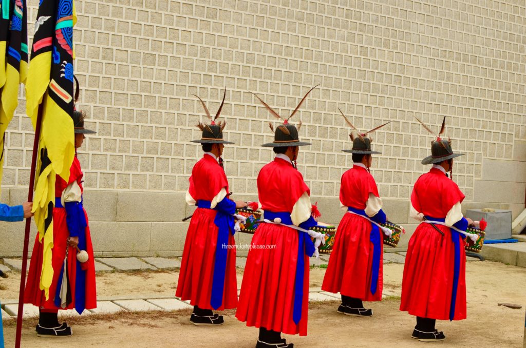 unique things to do in seoul - Soldiers in colorful robes